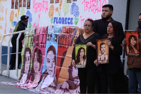 Caso Narvarte: Familiares y amigos exigen justicia a las afueras de la Fiscalía de CDMX tras 9 años sin resolución