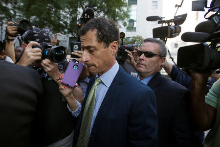 Former U.S. Congressman Anthony Weiner arrives at U.S. Federal Court for sentencing after pleading guilty to one count of sending obscene messages to a minor, ending an investigation into a "sexting" scandal that played a role in last year's U.S. presidential election, in New York, U.S.,September 25, 2017. REUTERS/Lucas Jackson/Files