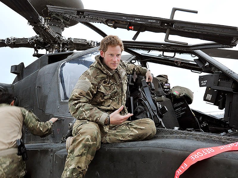 Prince Harry to the Rescue! Former Pilot Flies in Helicopter to Help Save Elephants in Africa| The British Royals, The Royals, Prince Harry