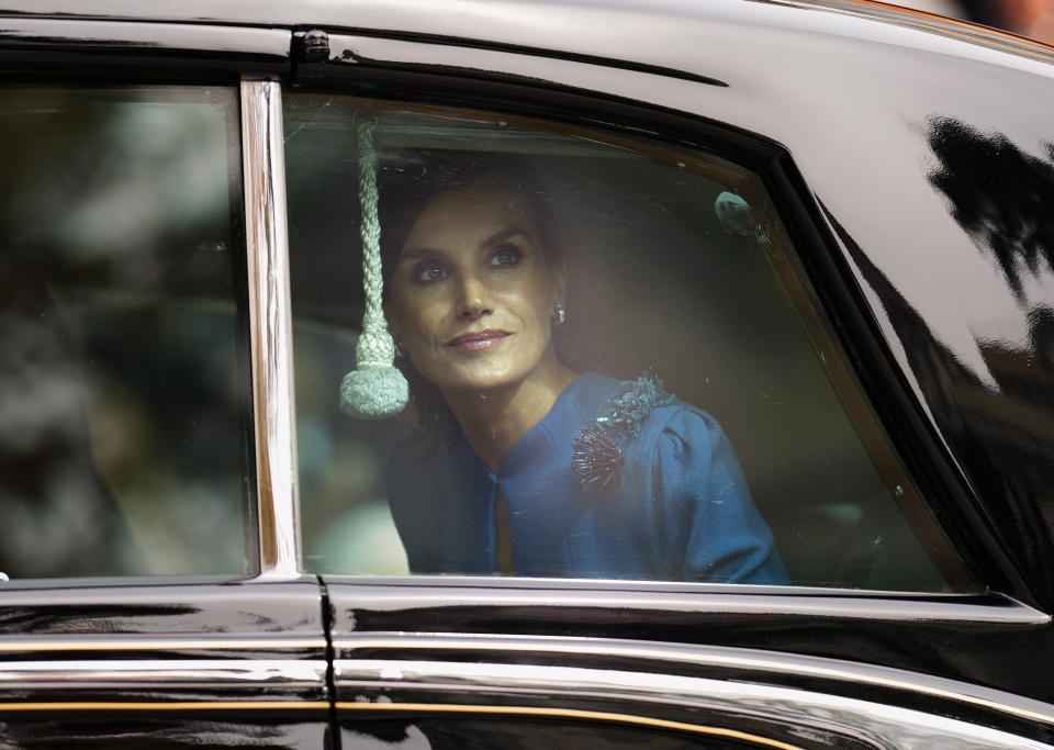 Queen Letizia leaves the Spanish parliament after the swearing allegiance in the Constitution by her daughter Princess Leonor, during a gala event that makes her eligible to be queen one day, in Madrid on Tuesday, Oct. 31 2023. The heir to the Spanish throne, Princess Leonor, has sworn allegiance to the Constitution on her 18th birthday. Tuesday's gala event paves the way to her becoming queen when the time comes. Leonor is the eldest daughter of King Felipe and Queen Letizia. (AP Photo/Manu Fernandez)