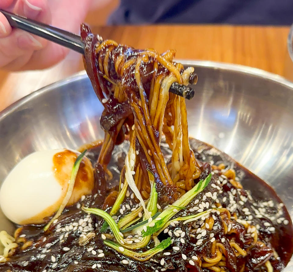 sangwoo street - jjajangmyeon