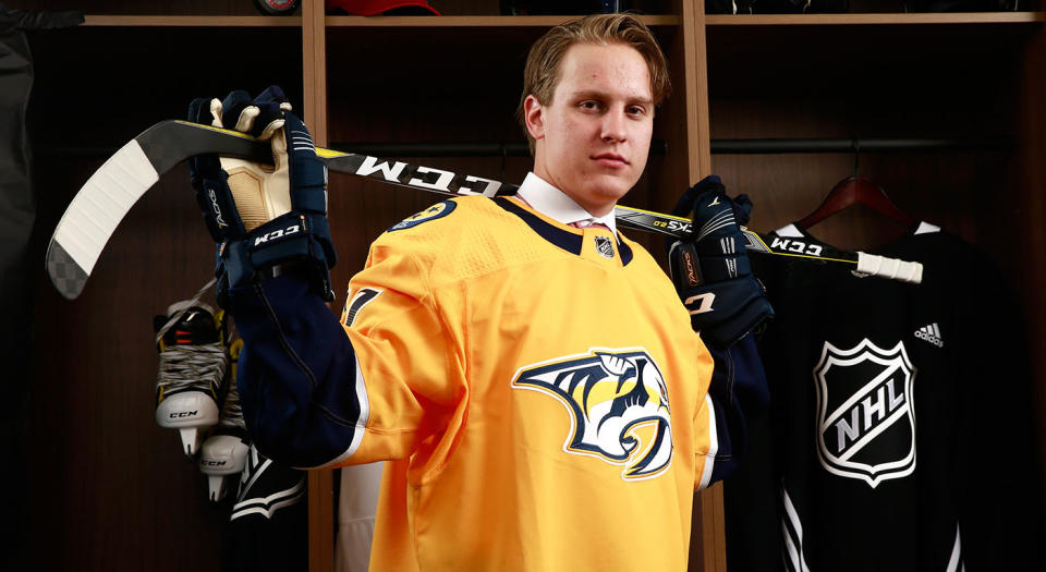 Predators 2017 first-rounder Eeli Tolvanen has had a record-breaking season in the KHL. (Jeff Vinnick/NHLI via Getty Images)