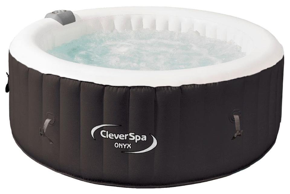 CleverSpa Onyx 4 Person Hot Tub 