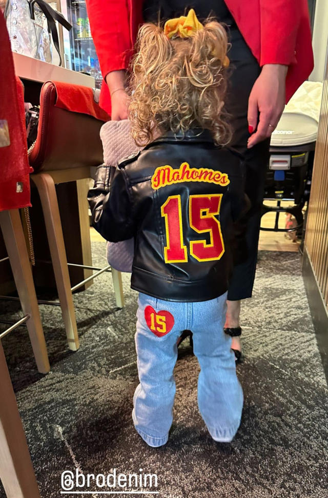 Patrick Mahomes' daughter celebrates Super Bowl win with her MVP