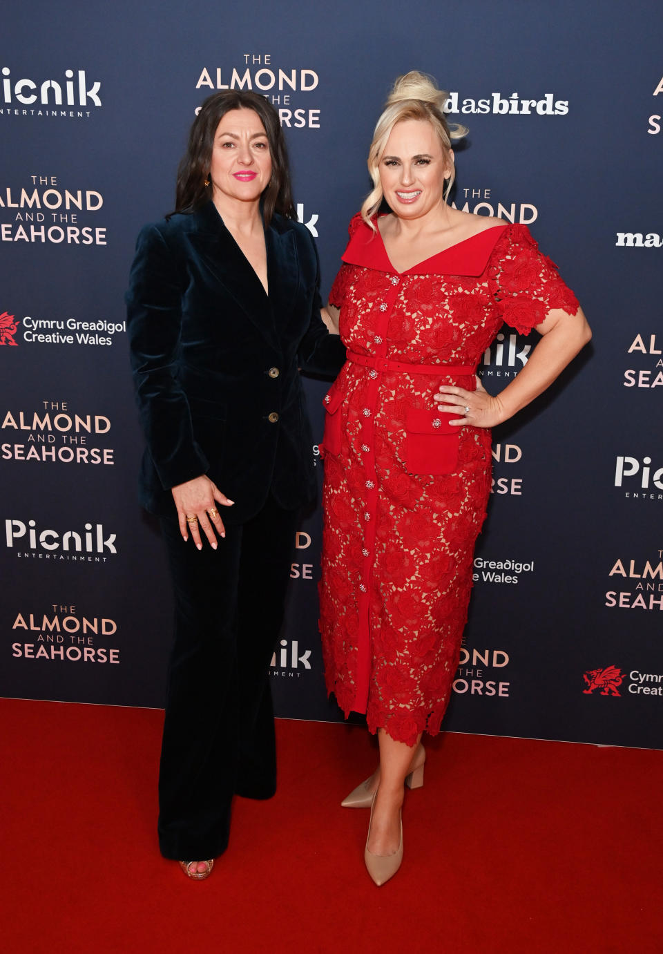 Rebel Wilson attends the UK Premiere of "The Almond And The Seahorse"  in London in pointed-toe pumps