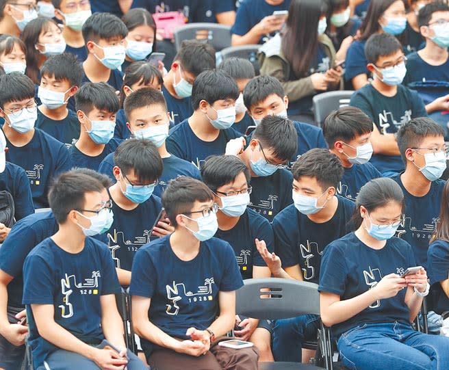 台大學生會表示，將提案討論將大學國文從必修改列為選修通識課。圖台大109學年度開學典禮。（本報資料照片）