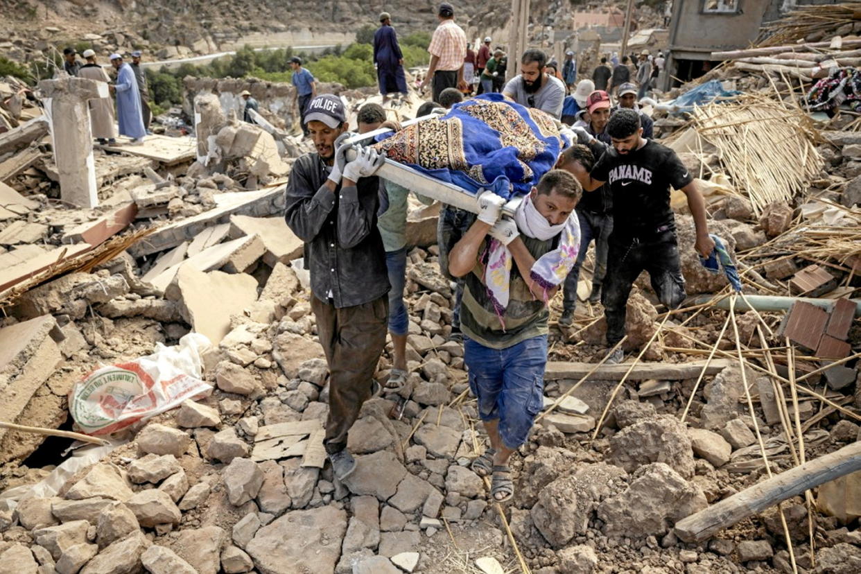 Un bilan provisoire après le tremblement de terre qui a frappé le Maroc dans la nuit du vendredi 8 au samedi 9 septembre 2023, faisait état, lundi, de près de 2 500 victimes.  - Credit:Fadel Senna/AFP