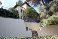 LOS ANGELES, CA - SEPTEMBER 27: A view of the building where actor Johnny Lewis was found dead is seen on September 27, 2012 in Los Angeles, California. Lewis was found dead September 26, 2012 after apparently falling from the roof of the building he lived in. He is also a suspect in the death of a woman who is thought to have been his landlord and was found dead inside the house. (Photo by David Livingston/Getty Images)