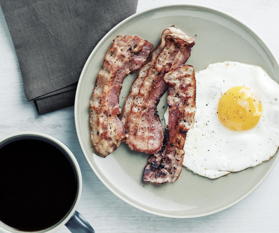 Put away that porridge: turns out a morning fry-up is the key to weight loss [Photo: Getty]