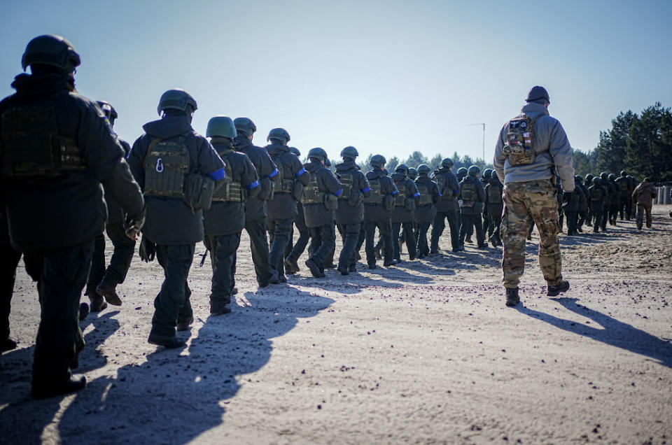 Soldiers of the Ukrainian National Guard are being trained for combat at a military training ground outside the capital. The training lasts about six to eight weeks. February 24, 2023 marks the first anniversary of the Russian war of aggression on Ukraine.<span class="copyright">Kay Nietfeld-dpa</span>