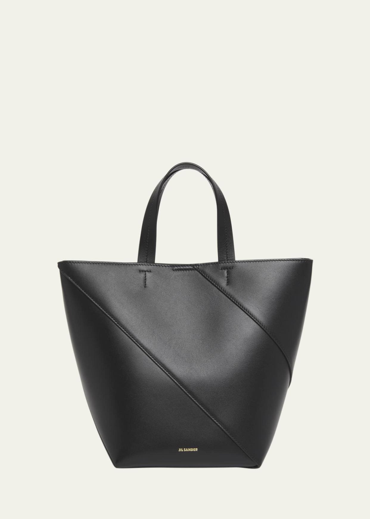 <p><a href="https://go.redirectingat.com?id=74968X1596630&url=https%3A%2F%2Fwww.bergdorfgoodman.com%2Fp%2Fjil-sander-vertigo-small-leather-tote-bag-prod185470127&sref=https%3A%2F%2Fwww.harpersbazaar.com%2Ffashion%2Ftrends%2Fg60129629%2Fbest-small-tote-bags%2F" rel="nofollow noopener" target="_blank" data-ylk="slk:Shop Now;elm:context_link;itc:0;sec:content-canvas" class="link rapid-noclick-resp">Shop Now</a></p><p>Vertigo Small Leather Tote Bag</p><p>bergdorfgoodman.com</p><p>$2050.00</p><span class="copyright">bergdorfgoodman.com</span>