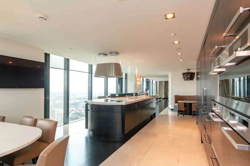 The large open-plan kitchen -Credit:Savills / Zoopla