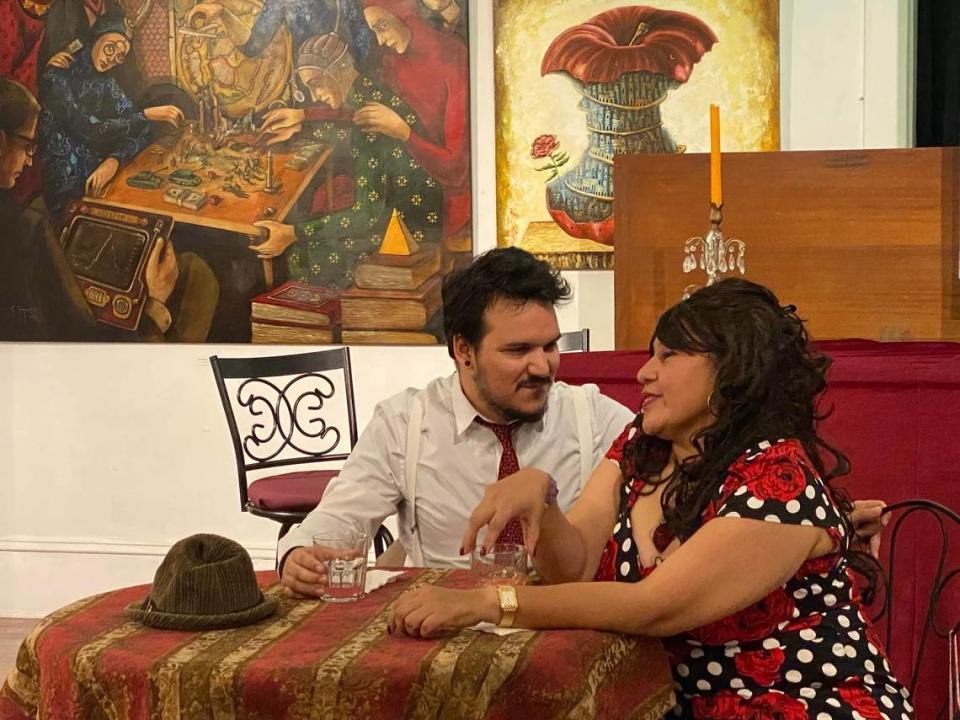 Raydel Casas e Ivette Kelems en ‘Nosotros que nos queremos tanto’.