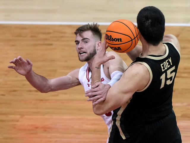 Takeaways from Wisconsin's deflating loss to No. 2 Purdue - Yahoo Sports