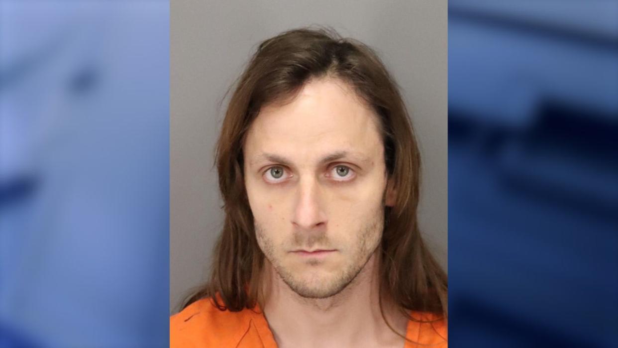 <div>Joseph Tresselt was arrested and charged with criminal mischief and simple battery on April 11, 2024. (Photo: Pinellas County Sheriffs Office)</div>
