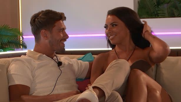 love island's paige thorne responds to jacques o'neill dating rumours