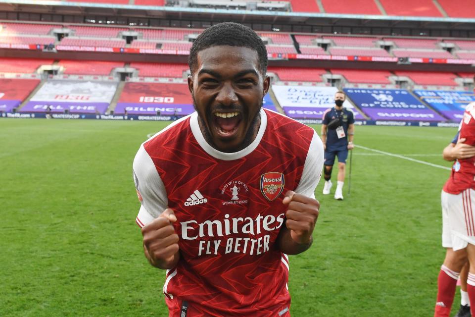 Arsenal's Ainsley Maitland-Niles celebrates winning the FA Cup. (Arsenal FC via Getty Images)
