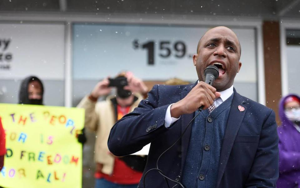 Mayor Quinton Lucas spoke to fast-food workers in Kansas City, during a Stand Up KC rally and car caravan on Friday, Jan. 15, through the McDonald’s parking lot at 3051 Van Brunt Blvd., as workers seek a $15 minimum wage and unionization.