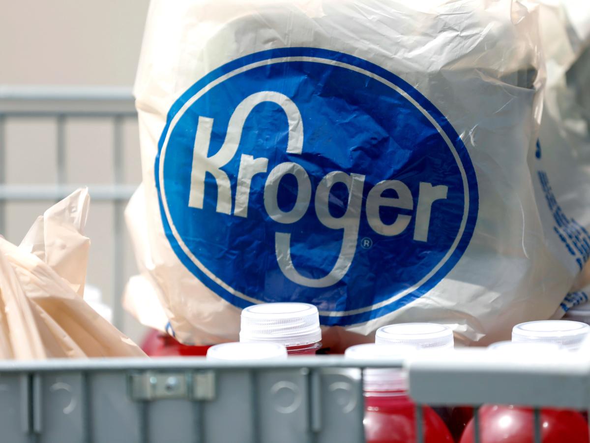 Kroger's new payroll system resulted in workers receiving less pay than  owed or no paycheck at all according to 4 lawsuits filed against the  grocery chain