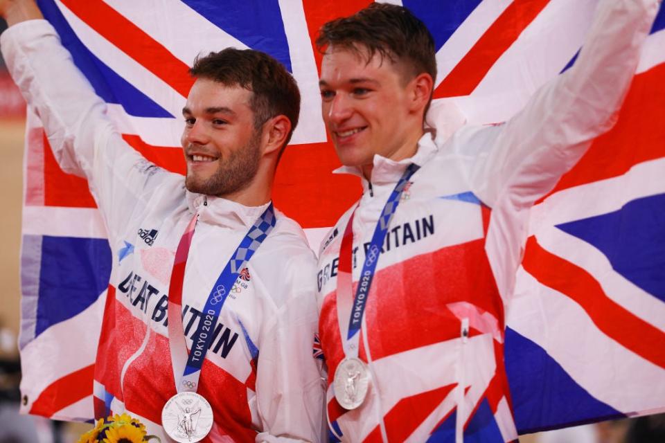 Walls (left) and Hayter (right) claimed silver in the madison at the Tokyo Olympic Games (Getty Images)