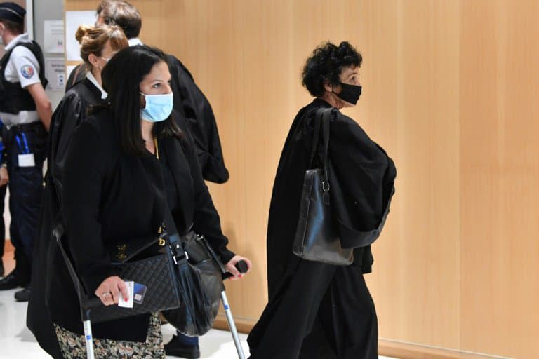 L'avocate d'Ali Riza Polat, Isabelle Coutant-Peyre (d), à son arrivée au palais de Justice de Paris, le 2 septembre 2020 (Photo d'illustration) - Alain JOCARD © 2019 AFP