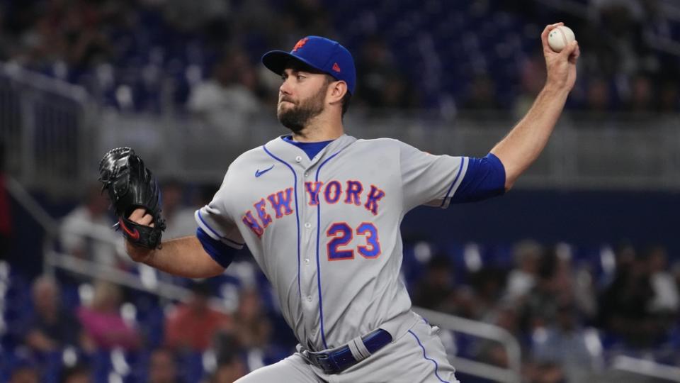 Sep 9, 2022; Miami, Florida, USA; New York Mets starting pitcher David Peterson (23) delivers a pitch in the first inning against the Miami Marlins at loanDepot park. Mandatory Credit: Jasen Vinlove-USA TODAY Sports