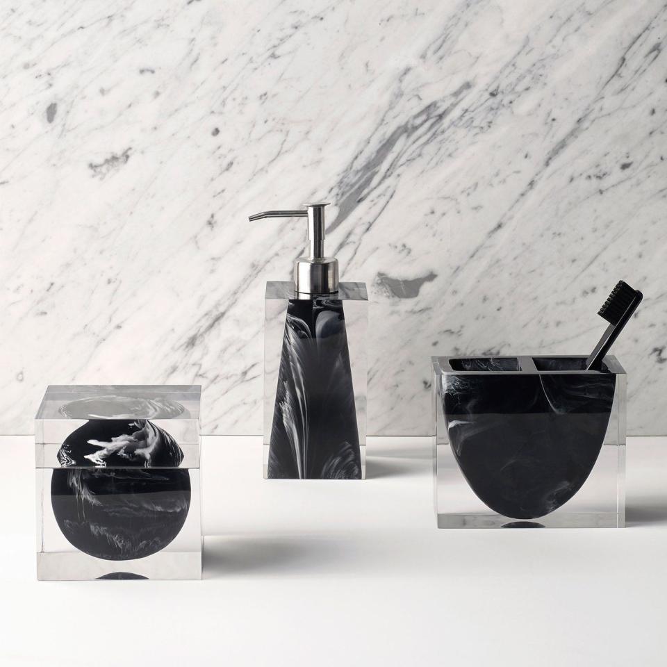 11) Ducale Black Bath Accessories