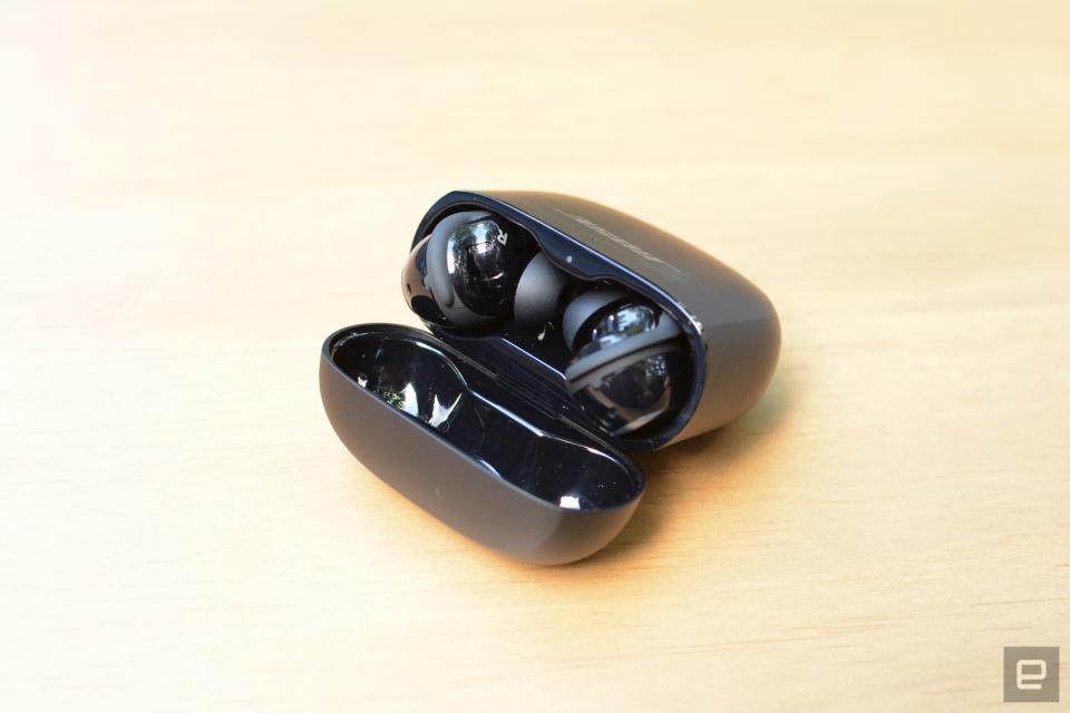 <p>Bose QuietComfort Ultra Earbuds review</p>
