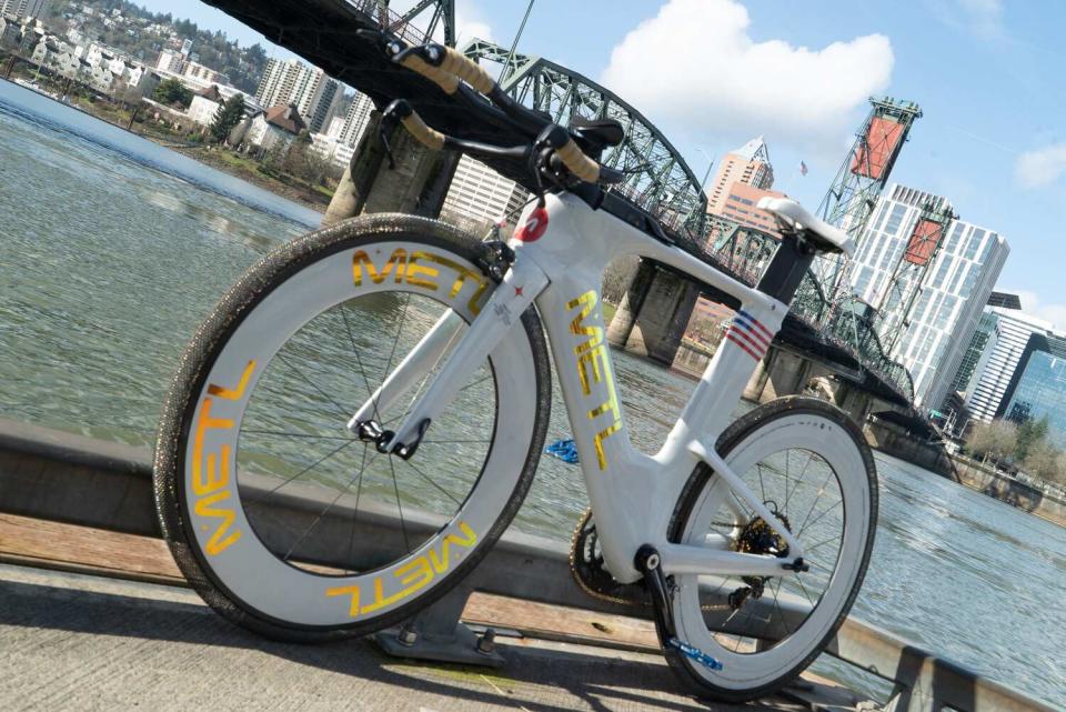 A bike with SMART Tire's METL tire. 