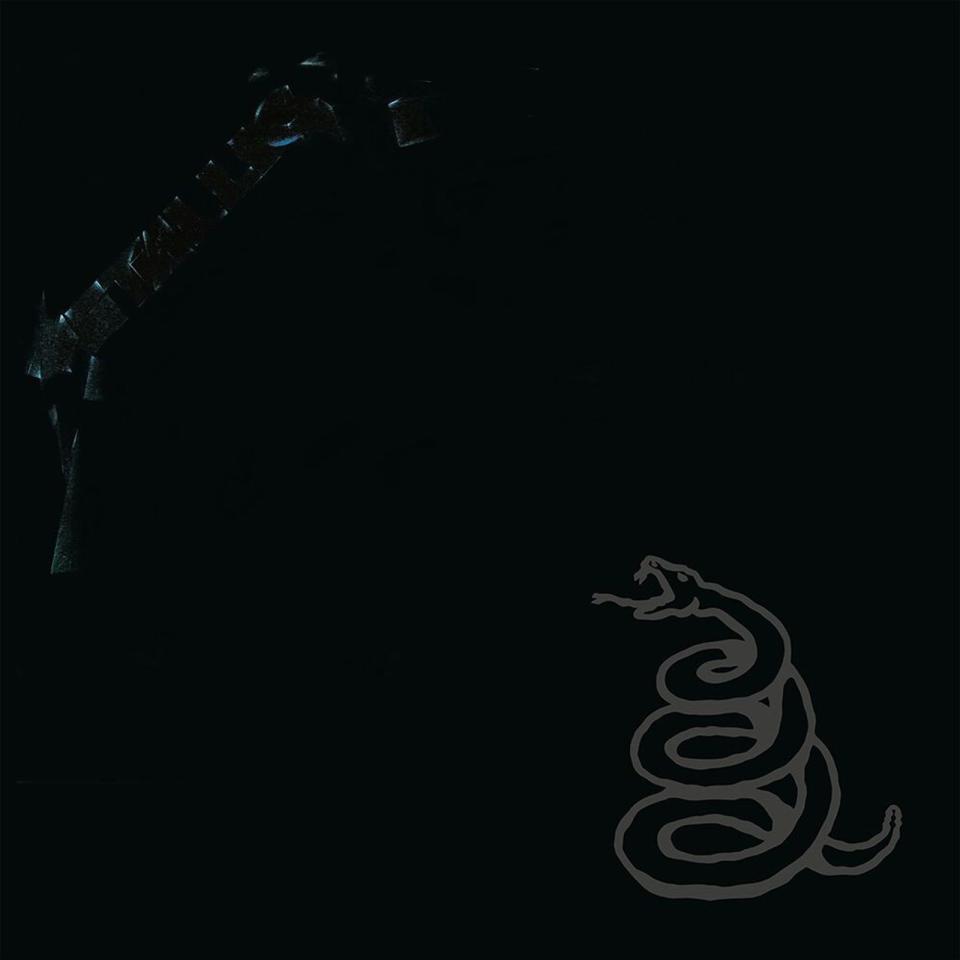 Das, was man heute als "Black Album" kennt, heißt eigentlich schlicht wie die Band: "Metallica". Es war der Longplayer, der die Band und mit ihr die Musikwelt veränderte. Metallica lösten mit Songs wie "Enter Sandman", "Unforgiven" und "Nothing Else Matters" die Eintrittskarte zu den Radiostationen. Es wurde kommerziell. Manche haben ihnen das nie verziehen. Eine musikalische Meisterleistung bleibt das Album aber dennoch. (Bild: ‎ Universal)