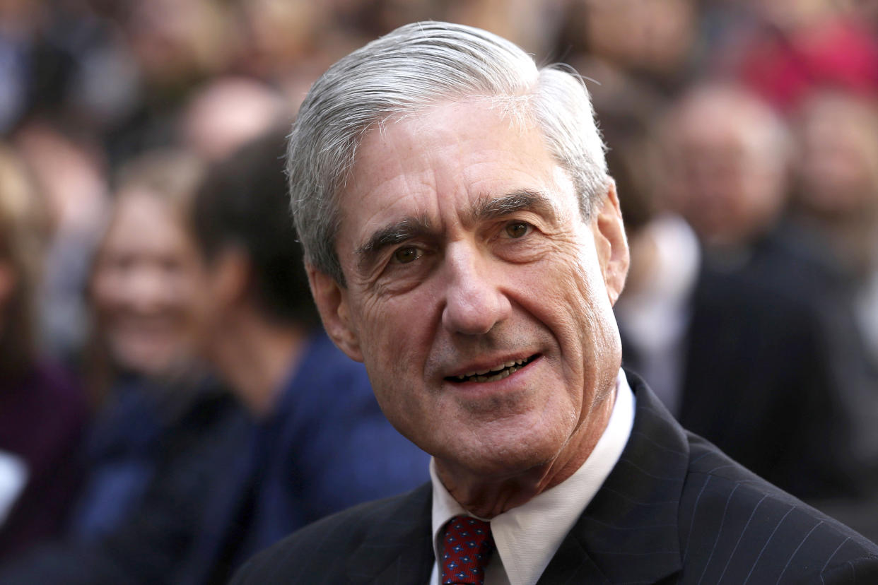 Former FBI director Robert Mueller attends the ceremonial swearing-in of FBI Director James Comey at the FBI Headquarters October 28, 2013 in Washington, DC.  (Photo: Alex Wong/Getty Images)