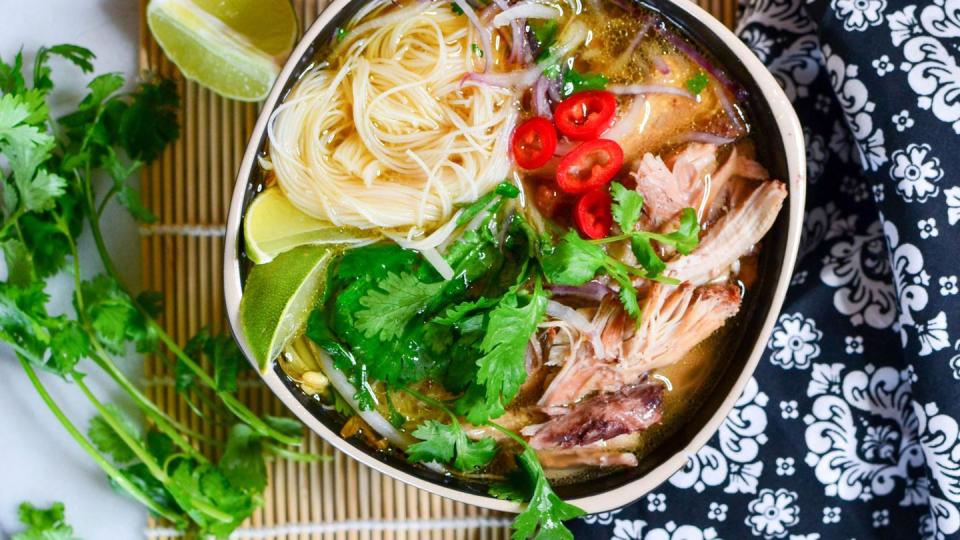 vietnamese chicken pho