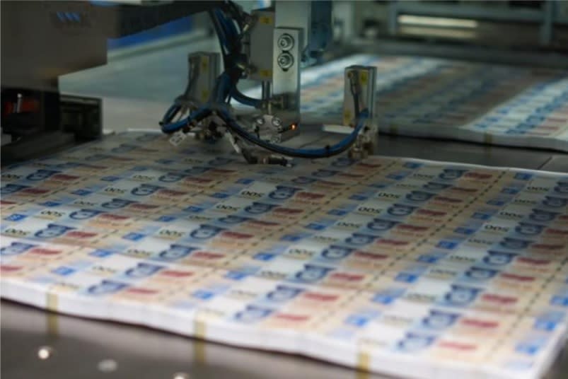 Fabricación de billetes en México. Foto: Banxico. 