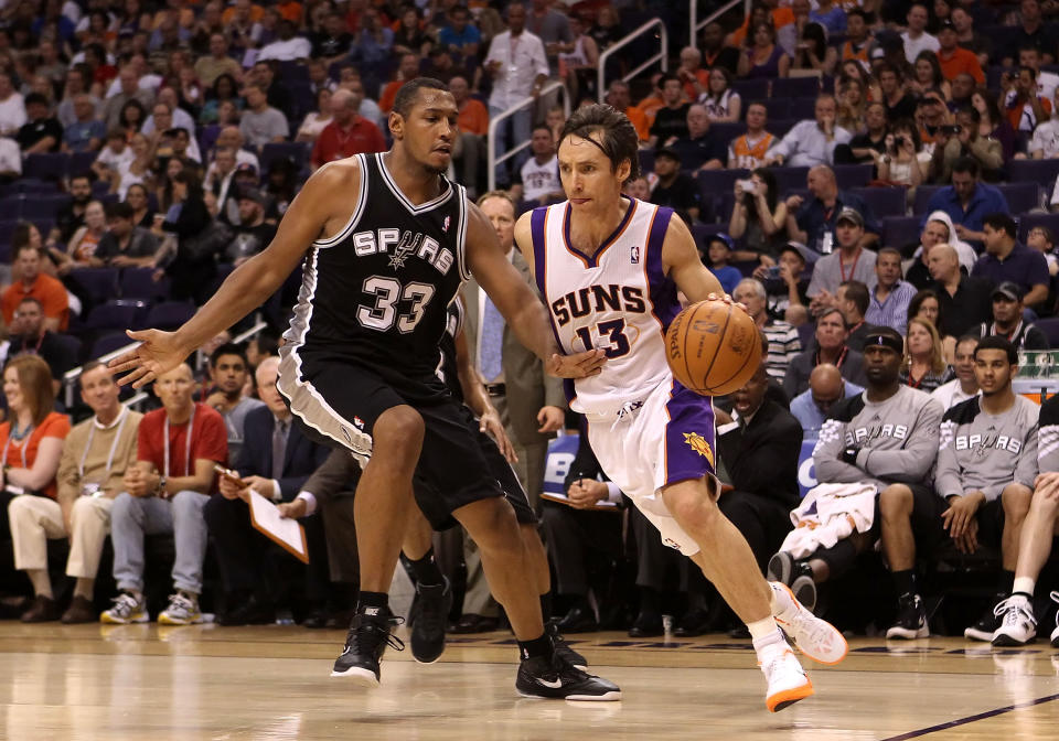 Steve Nash&#x00ff08;&#x00904b;&#x007403;&#x008005;&#x00ff09;&#x003002;&#x00ff08;Photo by Christian Petersen/Getty Images&#x00ff09;