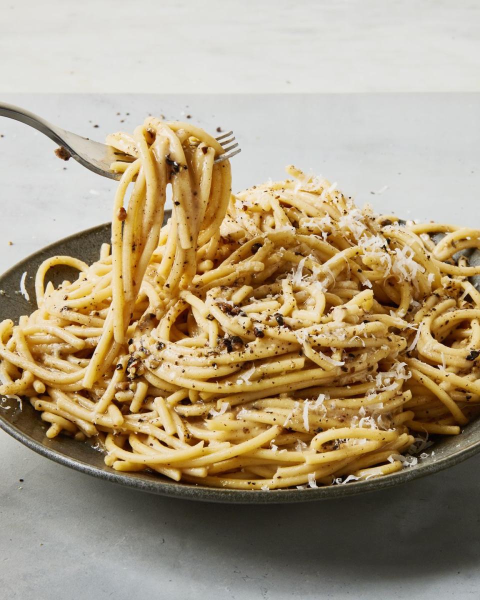 cacio e pepe topped with pepper and parmesan