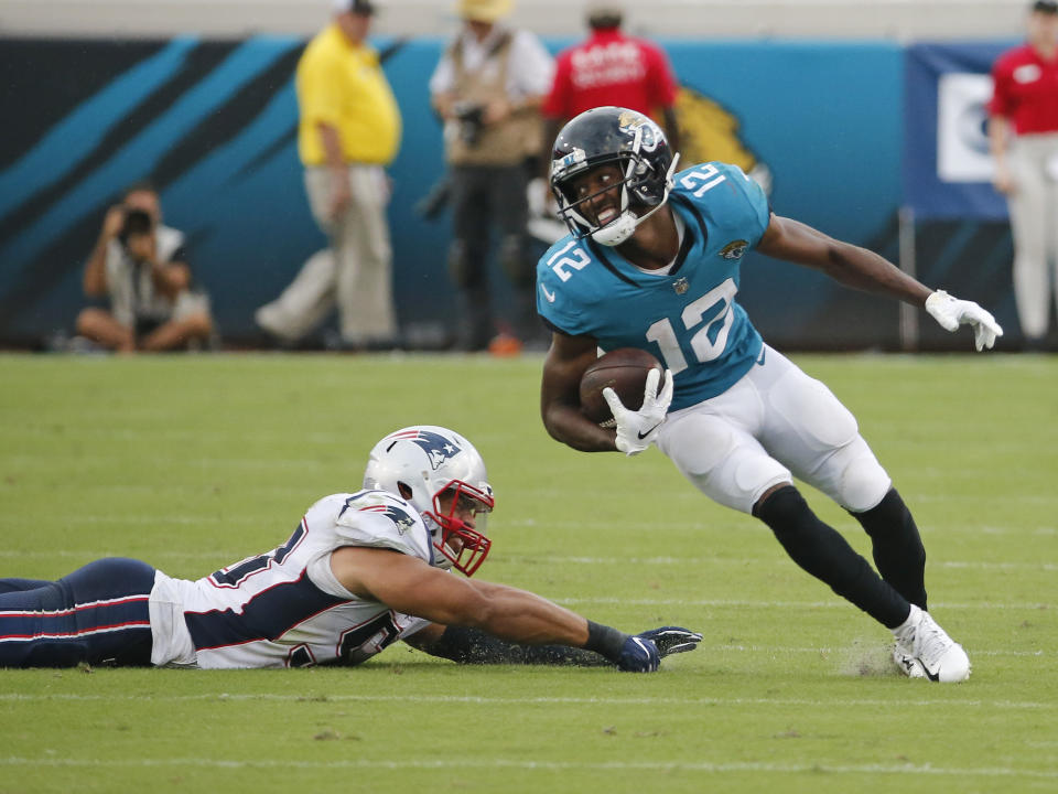 Who joins Dede Westbrook as one of the emerging slot specialists in Yahoo Fantasy Football this season? (AP Photo/Stephen B. Morton)