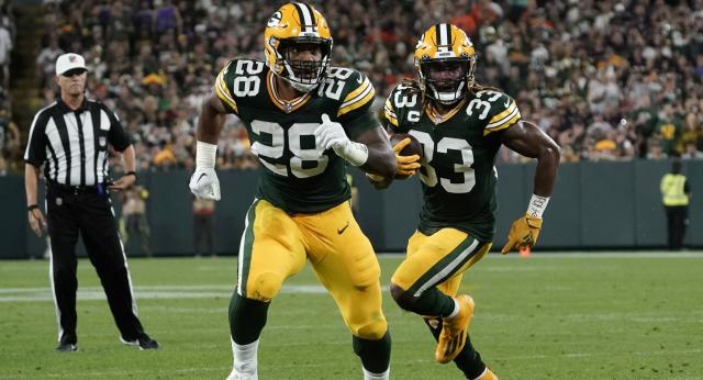 AJ Dillon vs. Aaron Jones: Who Will Have More Rushing Yards in 2022?