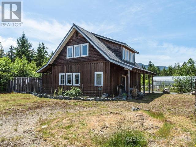 What a $1 million house looks like in Qualicum Beach this week