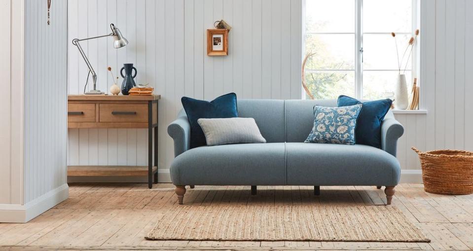 Dulux Colour of the Year inspiration: Traditional sofa