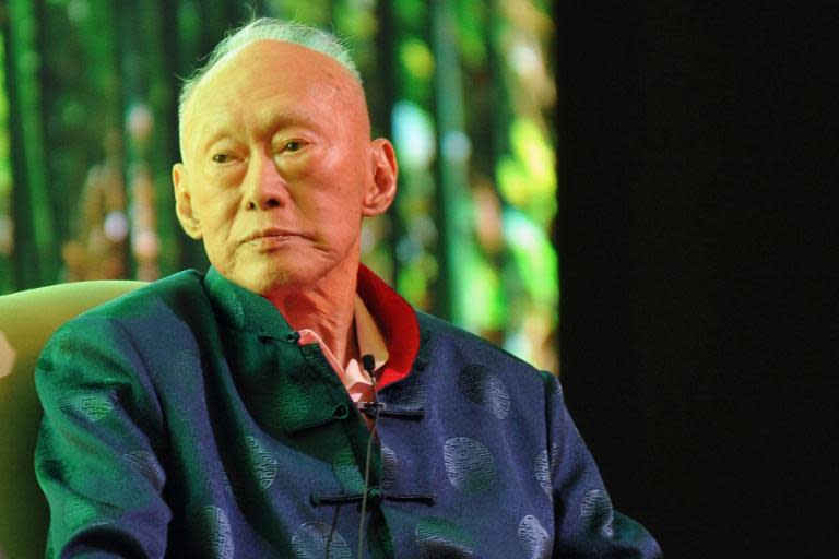 Singapore's founding PM Lee Kuan Yew, 91, is on mechanical ventilation in an intensive care unit but his condition is stable