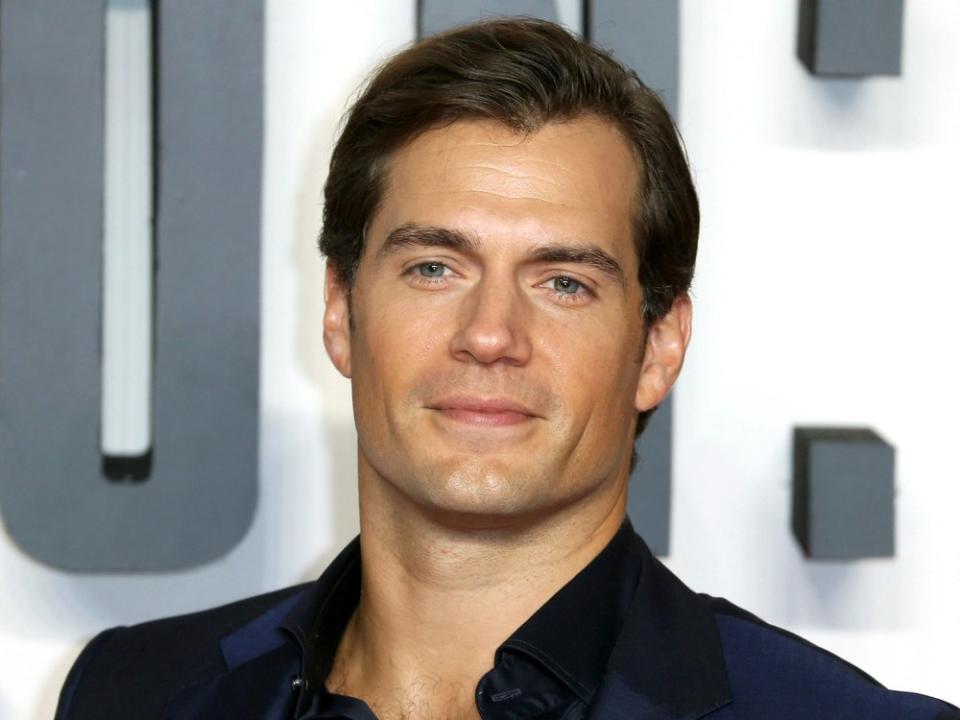 Henry Cavill zeigt nur selten seine Freundin - jetzt hat er eine Ausnahme gemacht. (Bild: Shutterstock.com/ Cubankite)