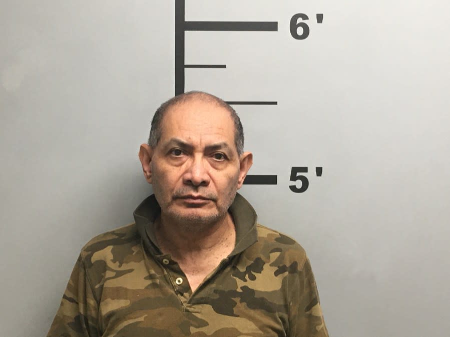 Carlos Ruiz, 64 <br>(Courtesy: Benton County Jail)