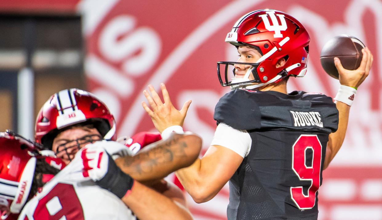 Indiana's Kurtis Rourke (9) passes during the Indiana football spring game at Memorial Stadaium on Thursday, April 18, 2024.