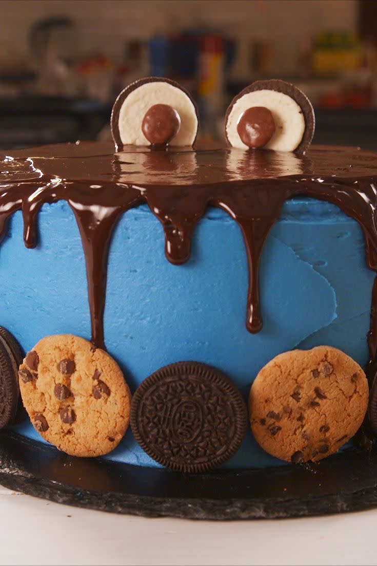 Cookie Monster Cake