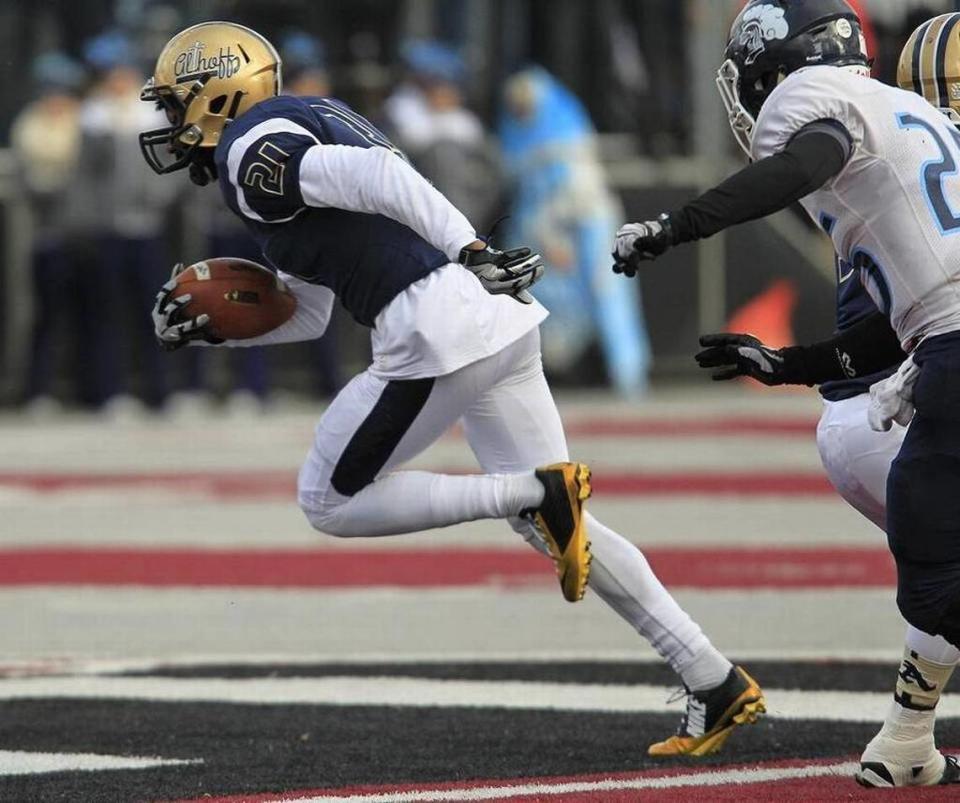 Althoff’s graduate CJ Coldon (left) streaks for a touchdown during the 2016 season. Coldon, who played his 2022 season at Oklahoma, now has his sights set on the NFL draft.