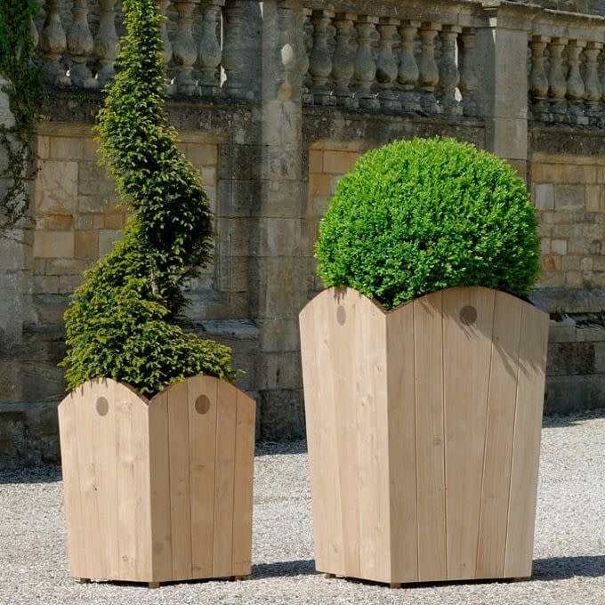 Bakewell Planter