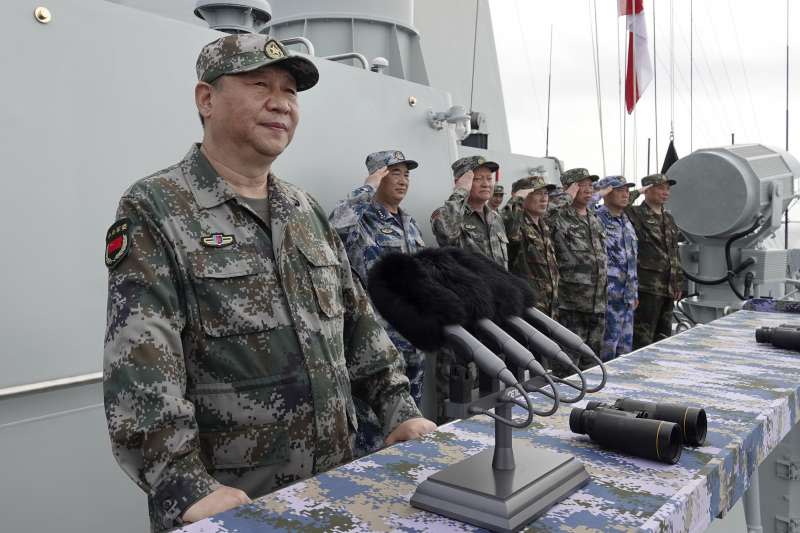 2018年4月，中國在南海進行號稱史上規模最大的海上閱兵，習近平親自主持（AP）