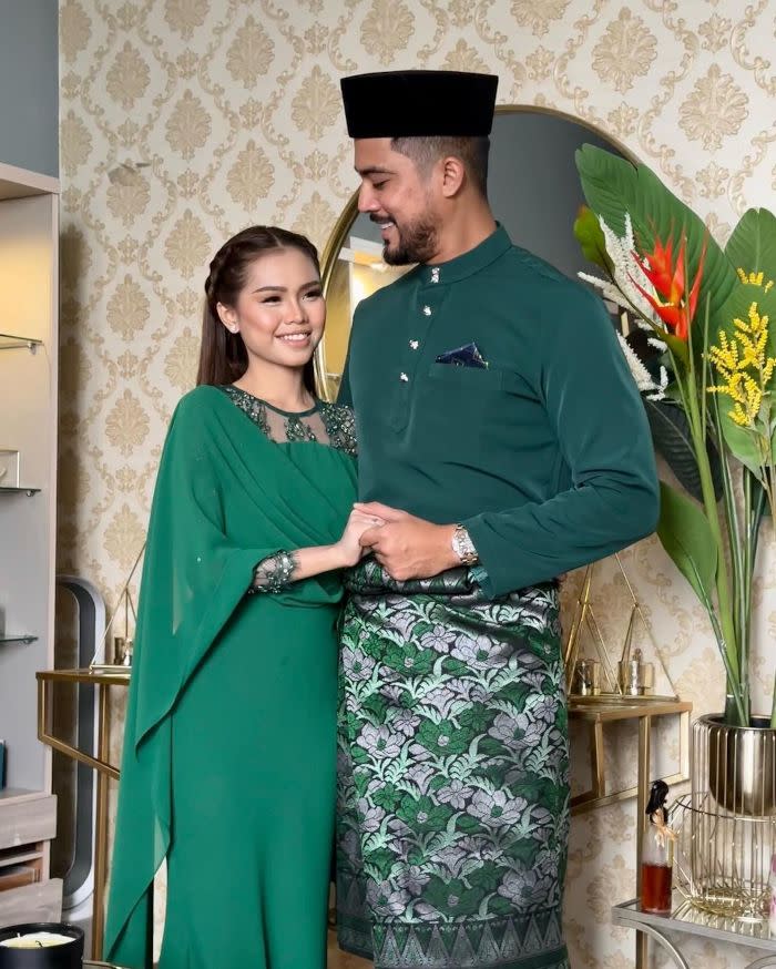 The singer stresses that it has nothing to do with estranged couple Aliff Aziz and Bella Astillah