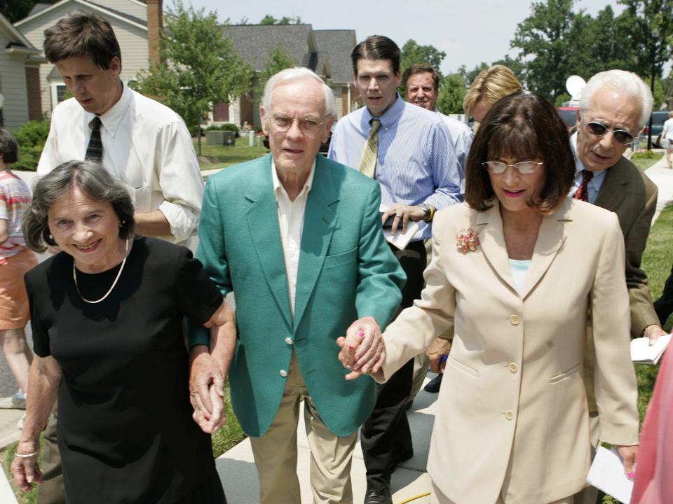 Parents Rosemary and Jack Roberts, as well as sister Peggy Roberts in 2005.