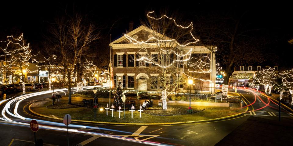 With its 1800s storefronts and great restaurants, Dahlonega is beautiful any time of the year but really sparkles during the Holiday Season. Bedecked in thousands of twinkling lights, a show-stopping two-story Christmas tree on the square and the annual Festival of Trees with brightly decorated Christmas trees on display outside in Hancock Park, the town looks and feels like a holiday wonderland.